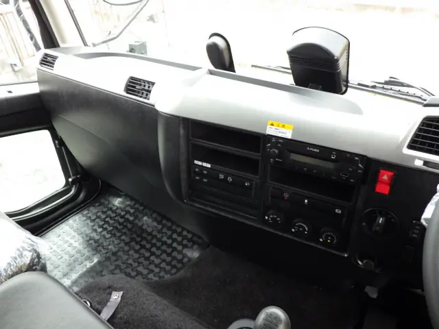 三菱 ファイター 2KG-FK72Fの写真19