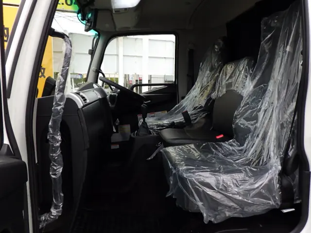 三菱 ファイター 2KG-FK72Fの写真23