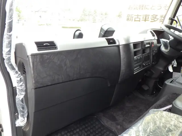 三菱 ファイター 2KG-FK72Fの写真25