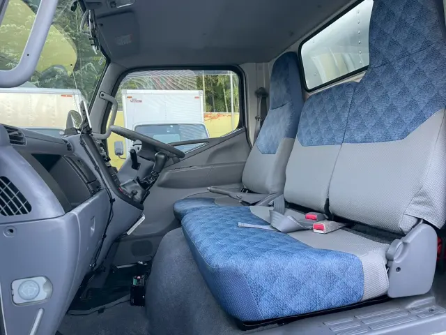 三菱 キャンター PA-FE70EB(2WD)の写真26