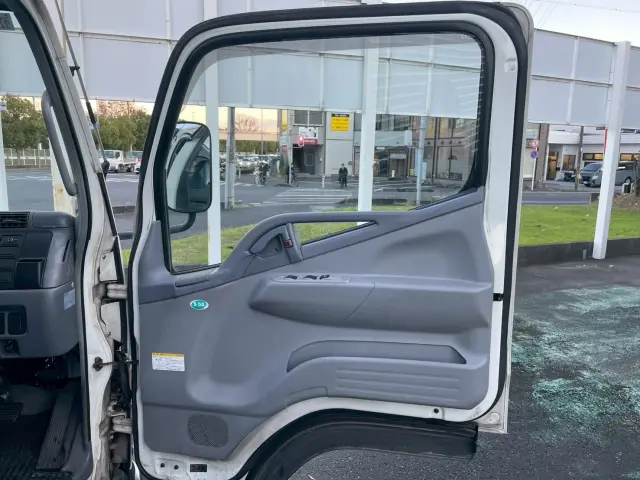 三菱 キャンター PA-FE70EB(2WD)の写真30