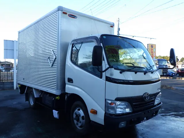 トヨタ ダイナ BDG-XZU504(2WD)の写真3