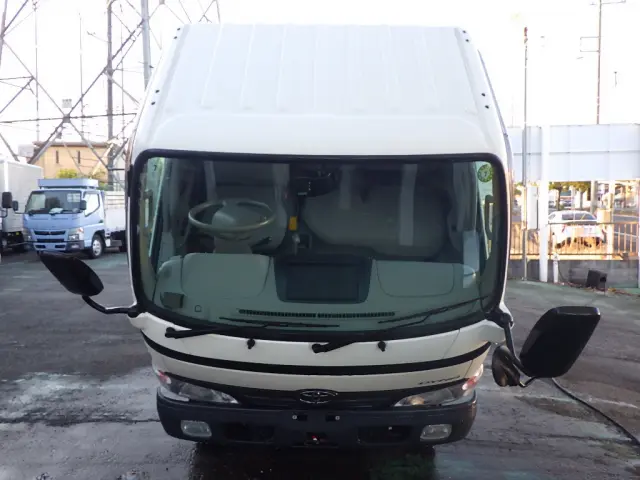 トヨタ ダイナ BDG-XZU504(2WD)の写真5