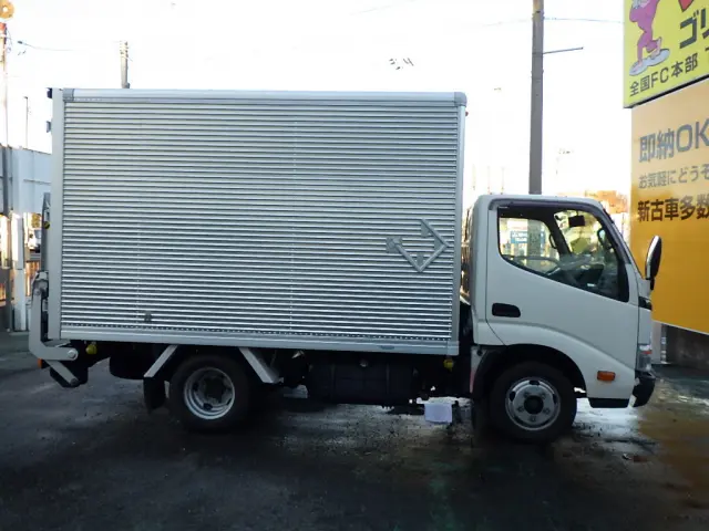 トヨタ ダイナ BDG-XZU504(2WD)の写真8