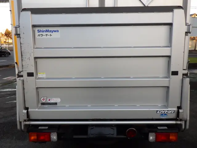 トヨタ ダイナ BDG-XZU504(2WD)の写真9