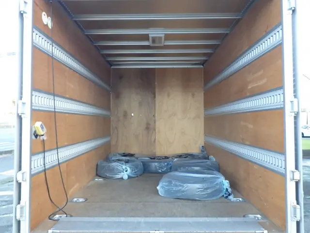 トヨタ ダイナ BDG-XZU504(2WD)の写真19