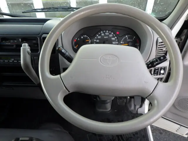 トヨタ ダイナ BDG-XZU504(2WD)の写真36