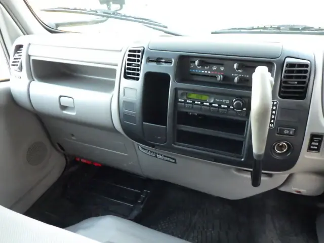 トヨタ ダイナ BDG-XZU504(2WD)の写真38