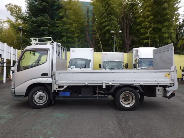 トヨタ トヨエース BDG-XZU334(2WD)の写真9