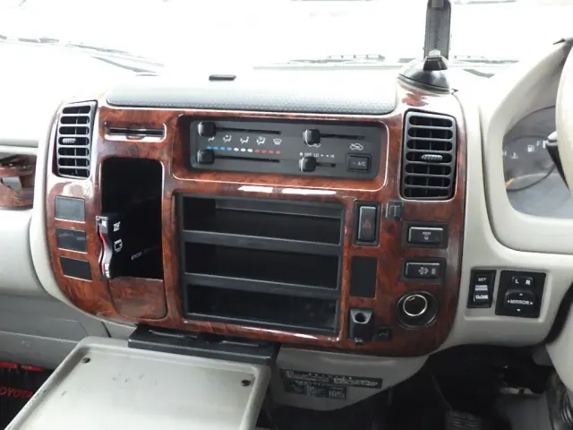 トヨタ トヨエース BDG-XZU334(2WD)の写真15