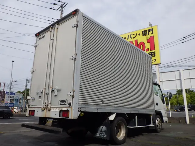 いすゞ エルフ KR-NKR81GAV(2WD)の写真2