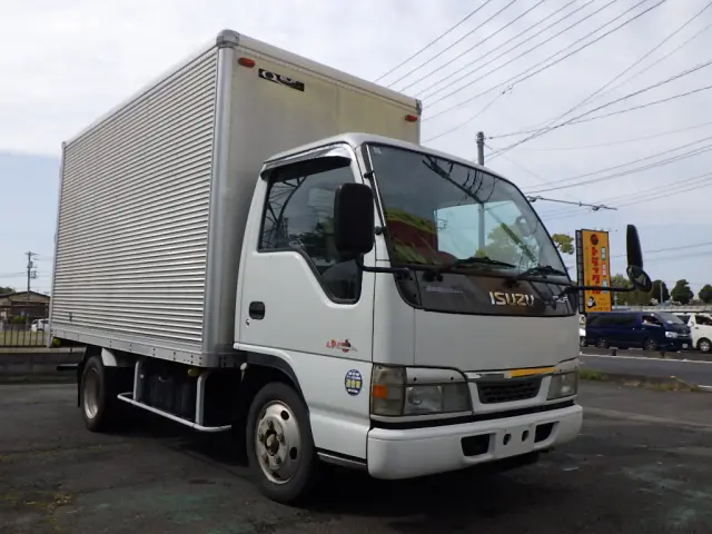 いすゞ エルフ KR-NKR81GAV(2WD)の写真3