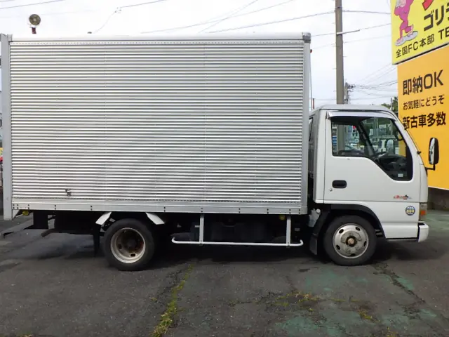 いすゞ エルフ KR-NKR81GAV(2WD)の写真7