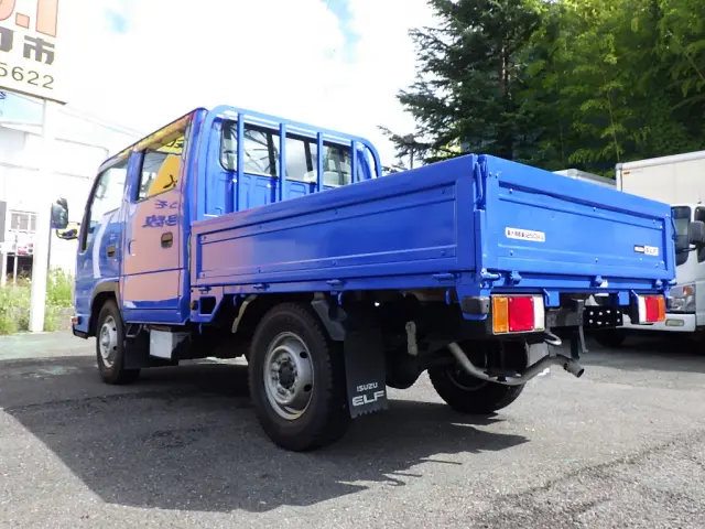 いすゞ エルフ TPG-NHR85A(2WD)の写真2