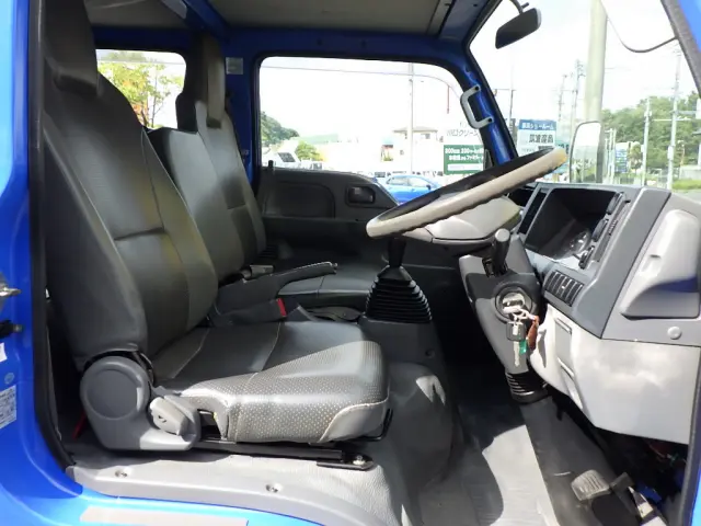 いすゞ エルフ TPG-NHR85A(2WD)の写真16