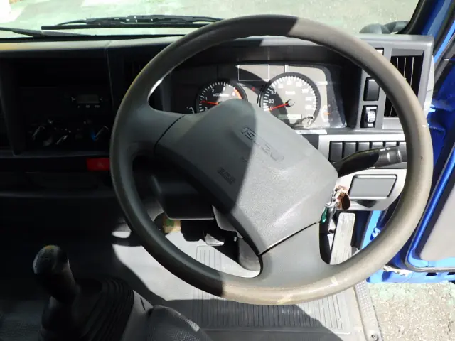 いすゞ エルフ TPG-NHR85A(2WD)の写真18