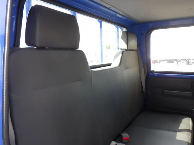 いすゞ エルフ TPG-NHR85A(2WD)の写真22